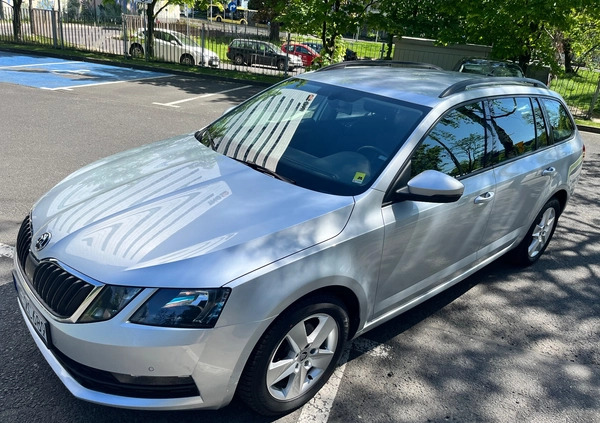 Skoda Octavia cena 56900 przebieg: 110000, rok produkcji 2020 z Dobiegniew małe 466